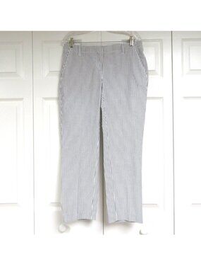 Liz Claiborne Seersucker Stripe Sloane Ankle Pants 8